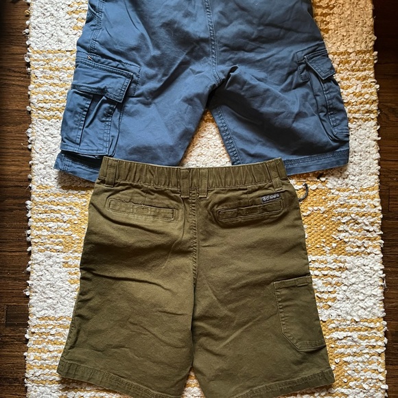 Boys cargo shorts & Columbia shorts - Picture 3 of 7